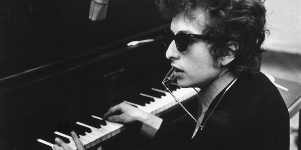Продан архив Боба Дилана