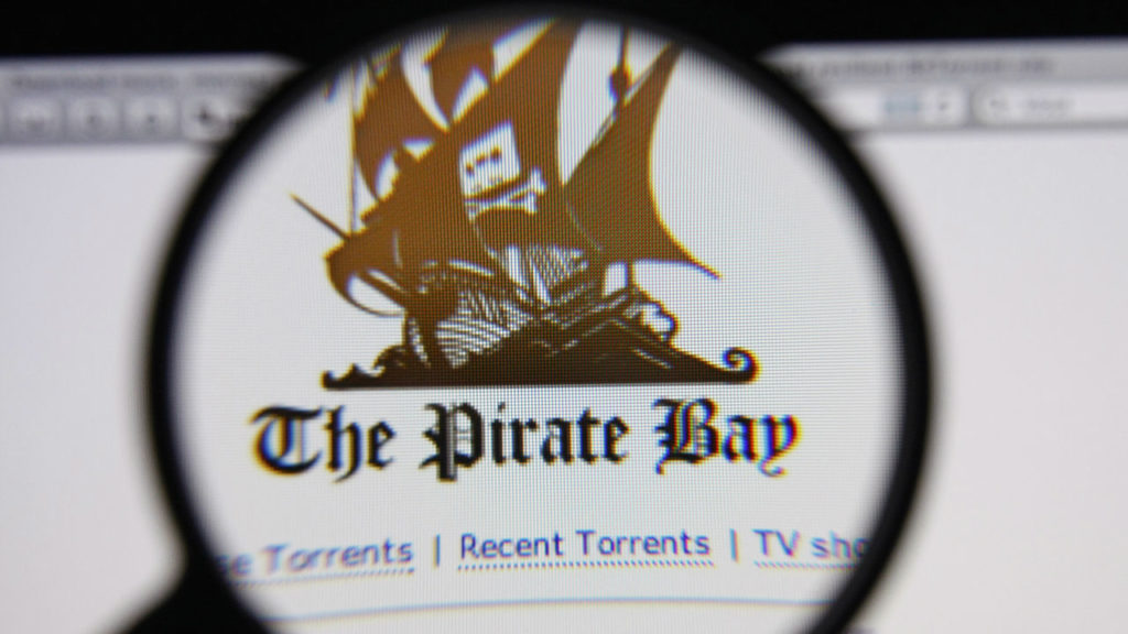 как появилось пиратство в интернете