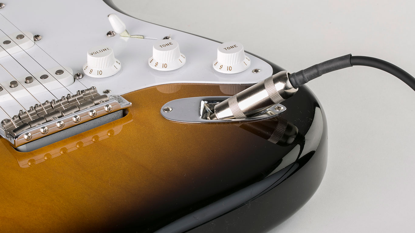 M tone. Ambro Guitars шнур. Провод для электрогитары. Электропровода электрогитары. Шнур от электрогитары.