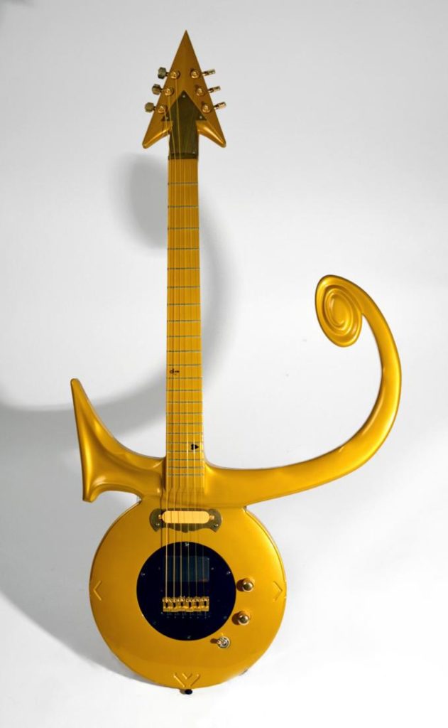 Аукцион Guersney's гитары