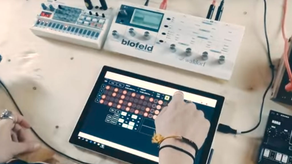 Онлайн стэп-секвенсор Modul работает с любыми MIDI-устройствами — SAMESOUND
