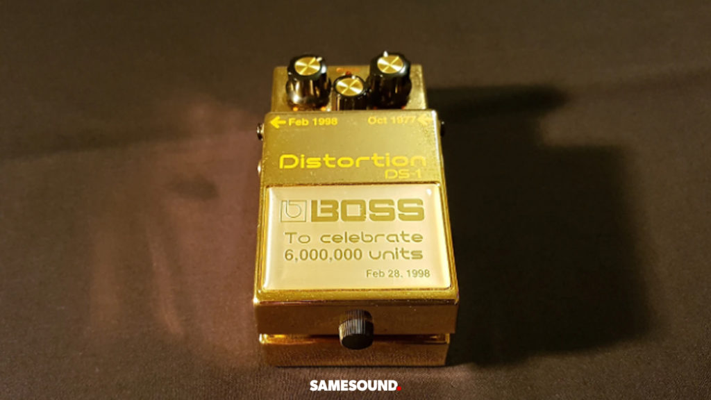 золотой BOSS DS-1 Distortion, редкая педаль BOSS