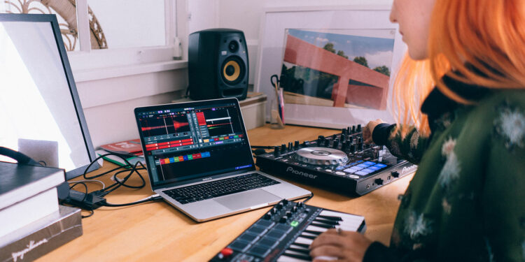 DAW для DJ Serato Studio