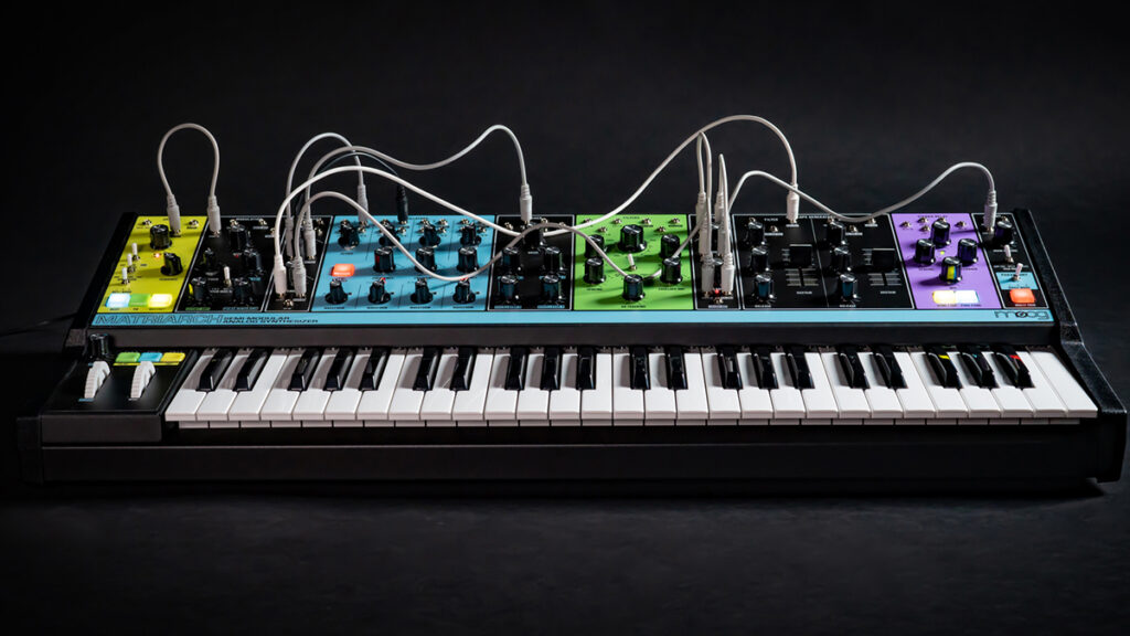Moog Matriarch парафонический синтезатор
