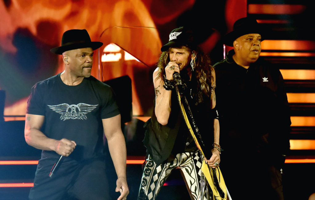 Aerosmith и Run-DMC исполнили «Walk This Way» впервые с 1986 года