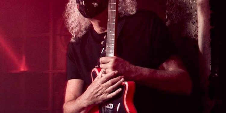 Brian May World's Pinkest Pink Red Special