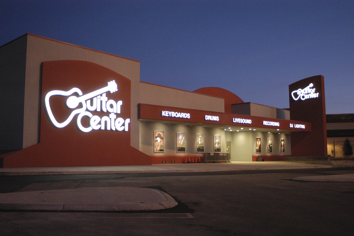Guitar Center объявит о банкротстве в ноябре 2020 года