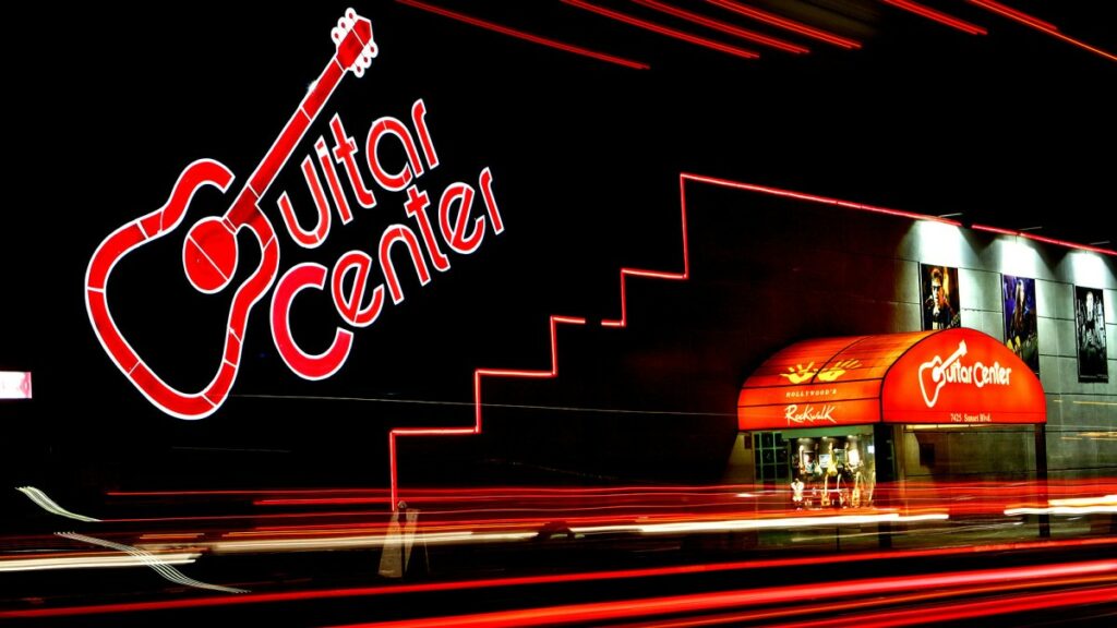Guitar Center объявит о банкротстве в ноябре 2020 года