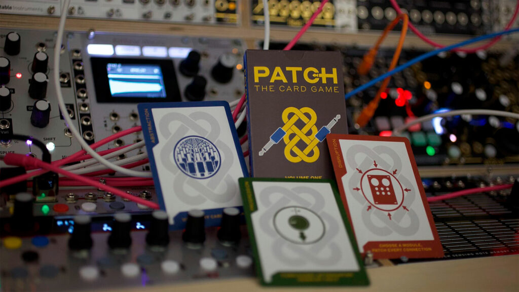 Карточная игра Patch The Card Game для модульных синтезаторов