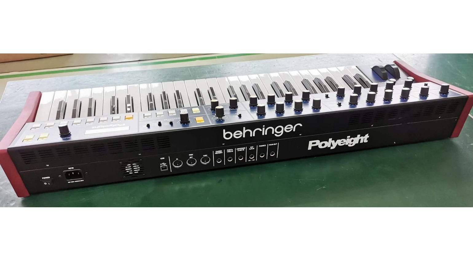 Behringer Polyeight