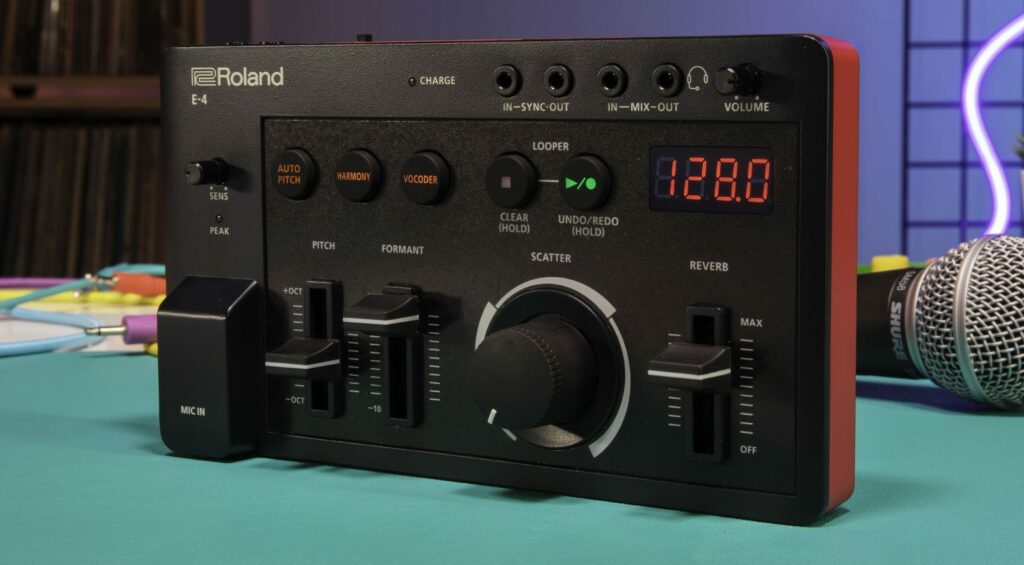 Roland AIRA Compact E-4 Voice Tweaker