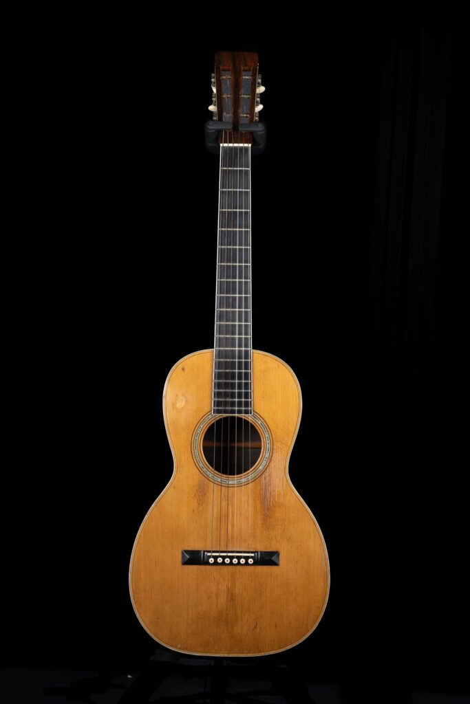 150-летняя гитара Martin C1870 MARTIN 2-34 PARLOUR