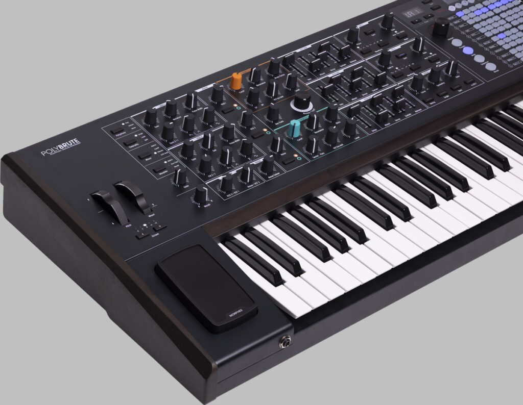 Arturia PolyBrute Noir Edition