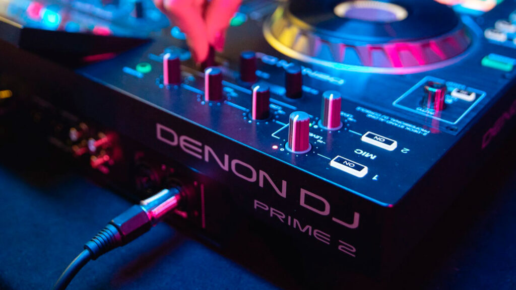 Владелец Denon DJ попытается заблокировать сделку по слиянию Pioneer DJ и Serato