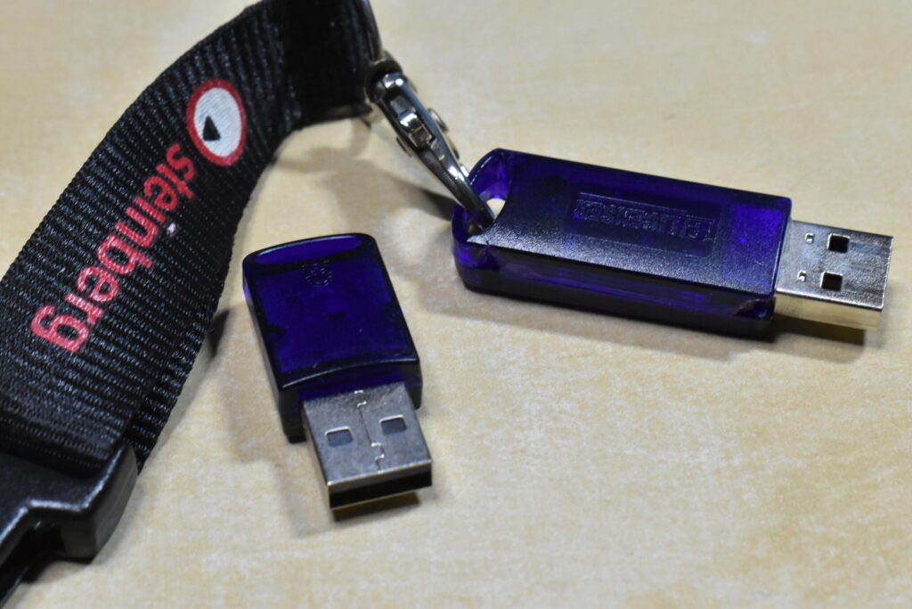 USB-донгл ключ eLicenser