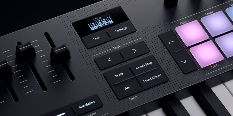 Novation Launchkey Mk4