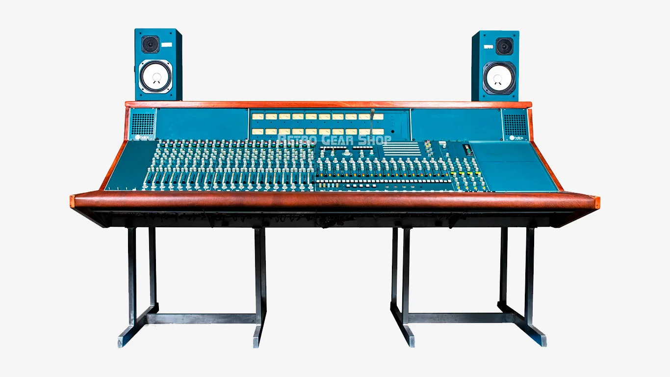 Консоль Helios HJ-1 Dub Station продают за невероятную сумму Консоль Helios HJ-1 Dub Station продают за невероятную сумму