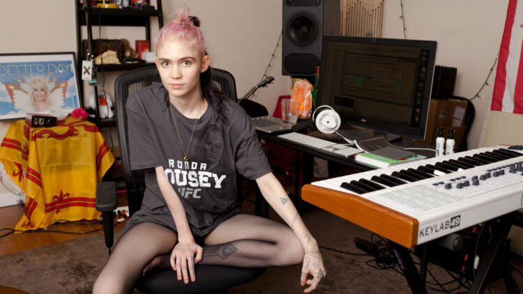 GRIMES Клэр Буше в домашней студии