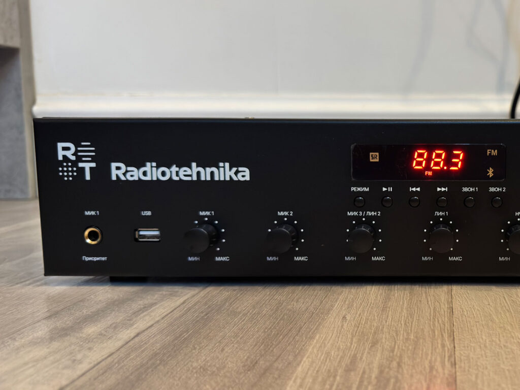 Radiotehnika RTPA01 микшер-усилитель