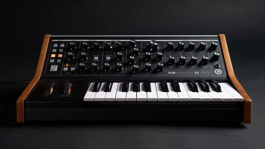 Moog Subsequent 25 снят с производства