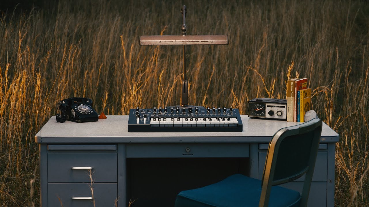 Moog тизерит новый синтезатор Messenger роликом в духе сериала «Разделение»