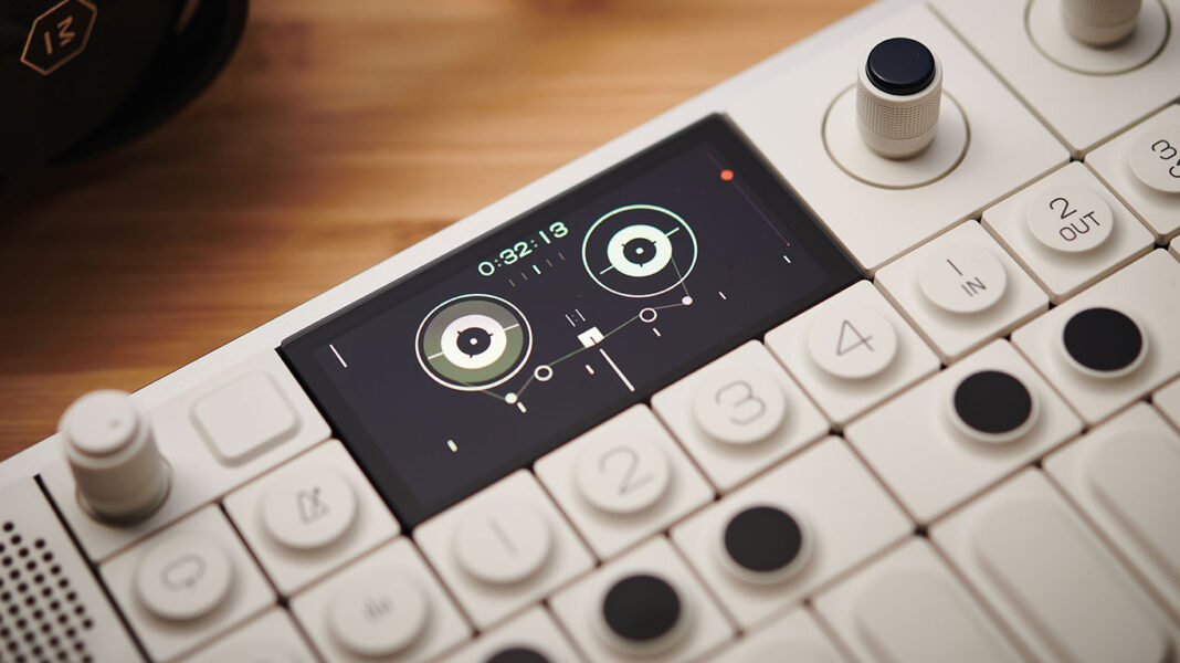 Teenage Engineering OP-1 field можно купить по любой цене