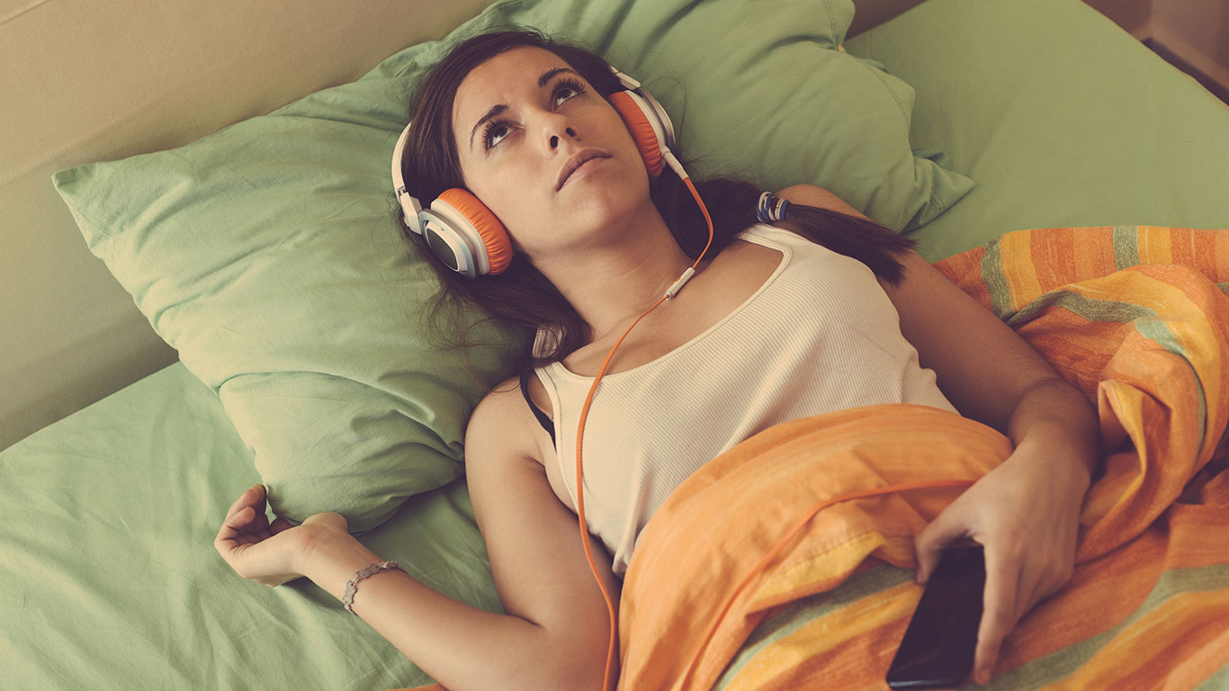 Исследование: половина людей не может отличить настоящую музыку от «творчества» искусственного интеллекта